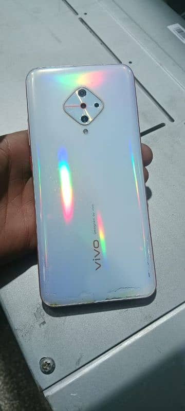 vivo s1 pro 4gb ram 128 gb memory 7