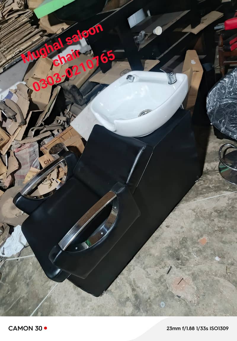 Shampoo unit/Massage bed/Cutting chair/Troly/Saloon chair/Chair/chair 17