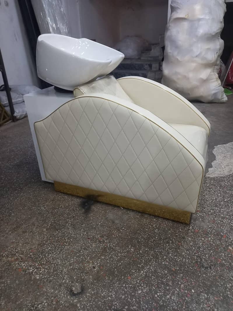 Shampoo unit/Massage bed/Cutting chair/Troly/Saloon chair/Chair/chair 13