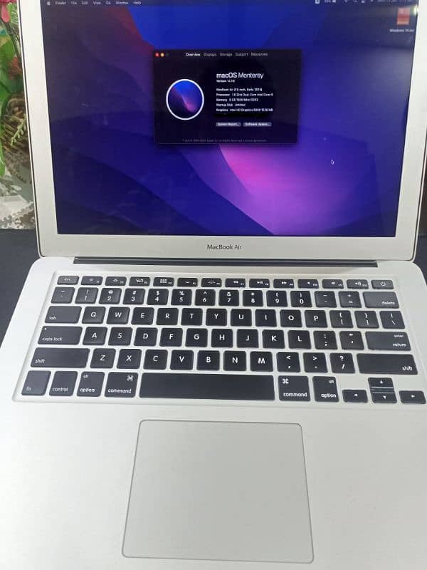 MacBook Air Early 2015 0