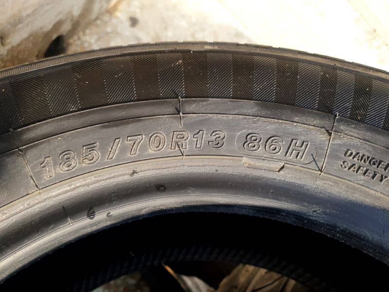 YOKOHAMA JAPAN TYRE 1