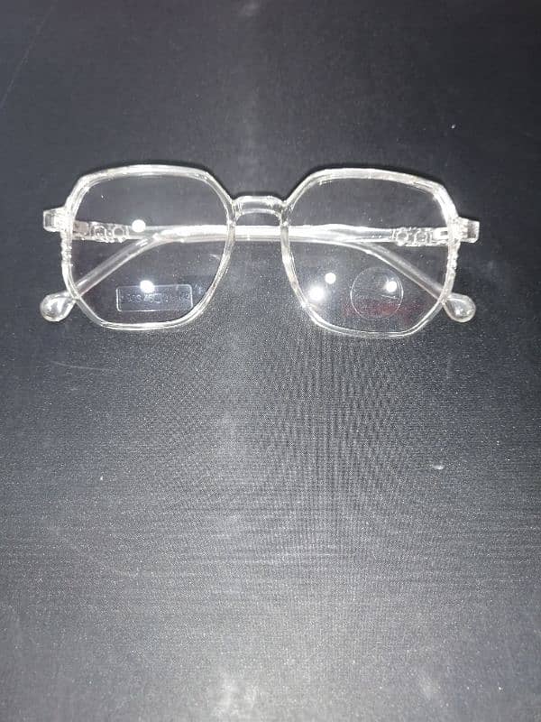 transparent glasses frame 0