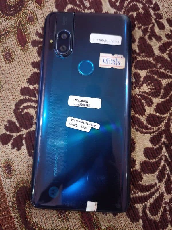 Motorola One Hyper 64 mp front and 32mp back camera 7