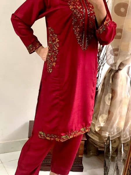 2 Pcs Women's Stitched Linen Embroidered Suit 2