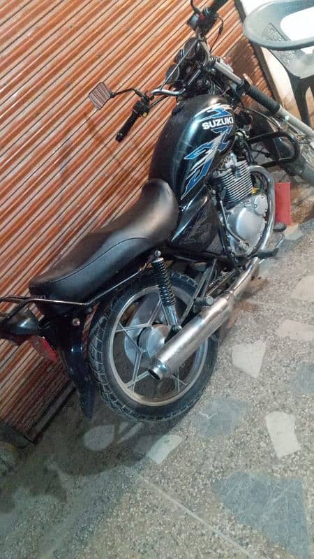 Suzuki GS 150 special edition 1