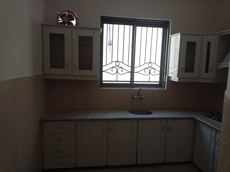 10 marla Upper portion for rent wapda Town ph1 block j2 0