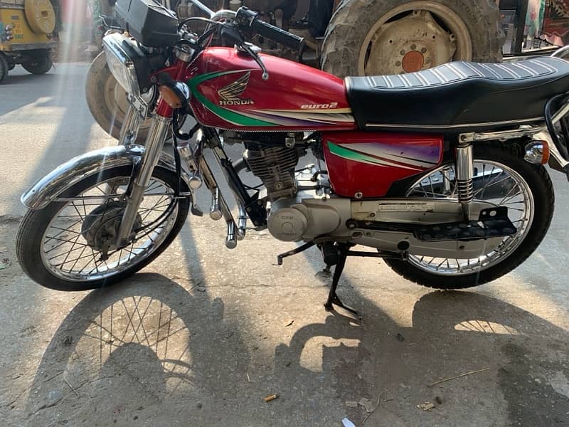 Honda CG 125 Model 14 Registerd 15 Rawalpindi Number Golden (30) 1