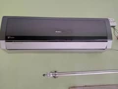 gree AC 1 ton DC inverter heat and cool