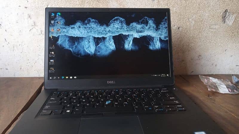 Latitude 7490 7