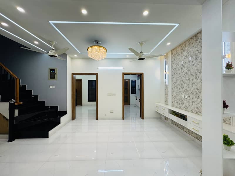 5 Marla Ultra Classic Architect Designer House For Sale In Bahria Town Lahore 1