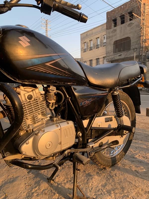 Suzuki Gs 150cc Black 2023 Model 15