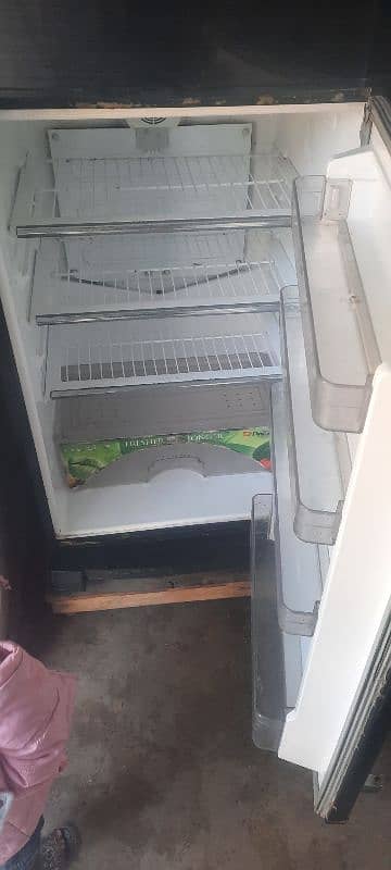 Dawlance Refrigerator for sale 1