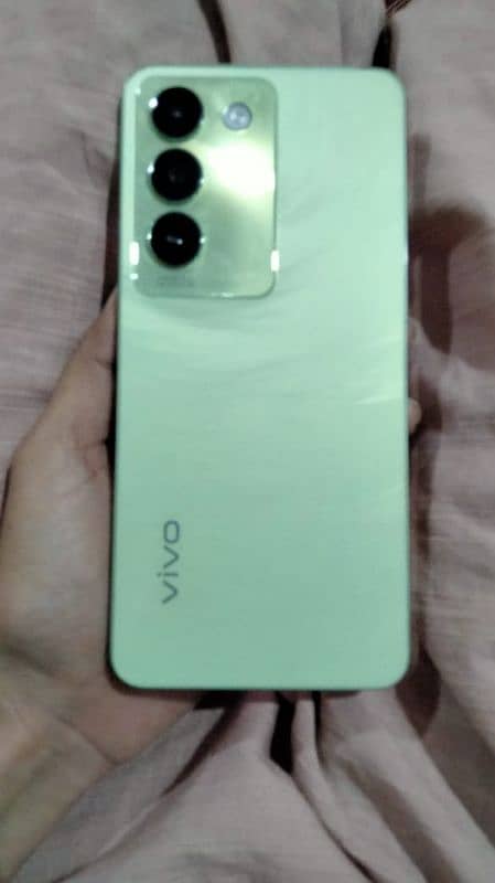 vivo y100 brand new with box 0