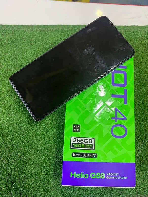 Infinix Hot 40 1