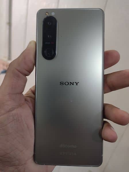 sony Xperia 5 iii 1