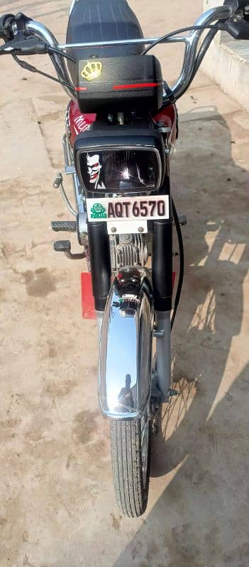 I am selling for bike honda Cd 70 2023 model ha first owner 5