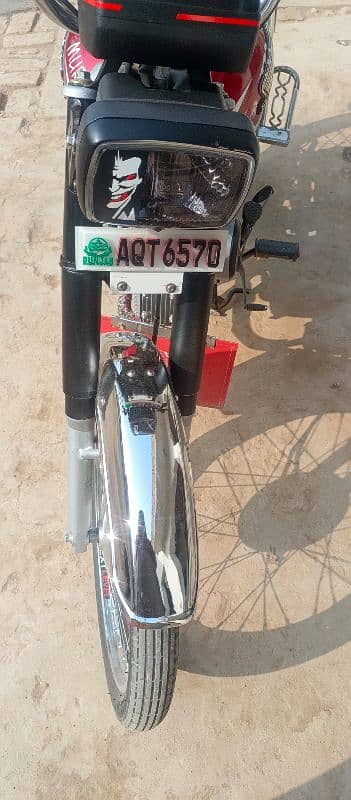 I am selling for bike honda Cd 70 2023 model ha first owner 7