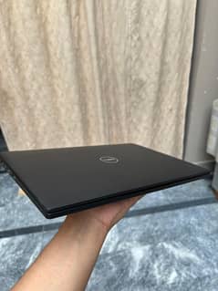 Dell latitude 7390 , i5 8thGen vPro