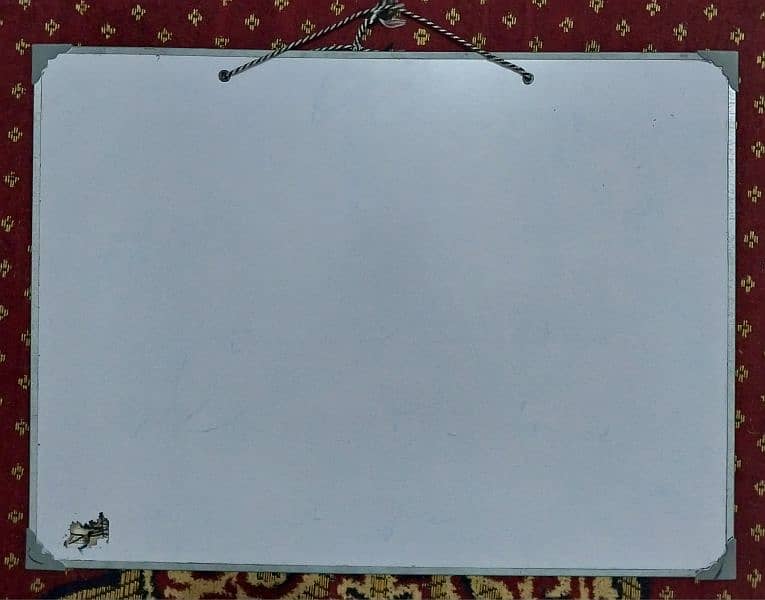 White and Black Board 3