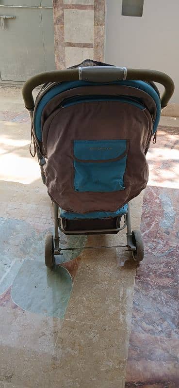 large size sightly used pram 2