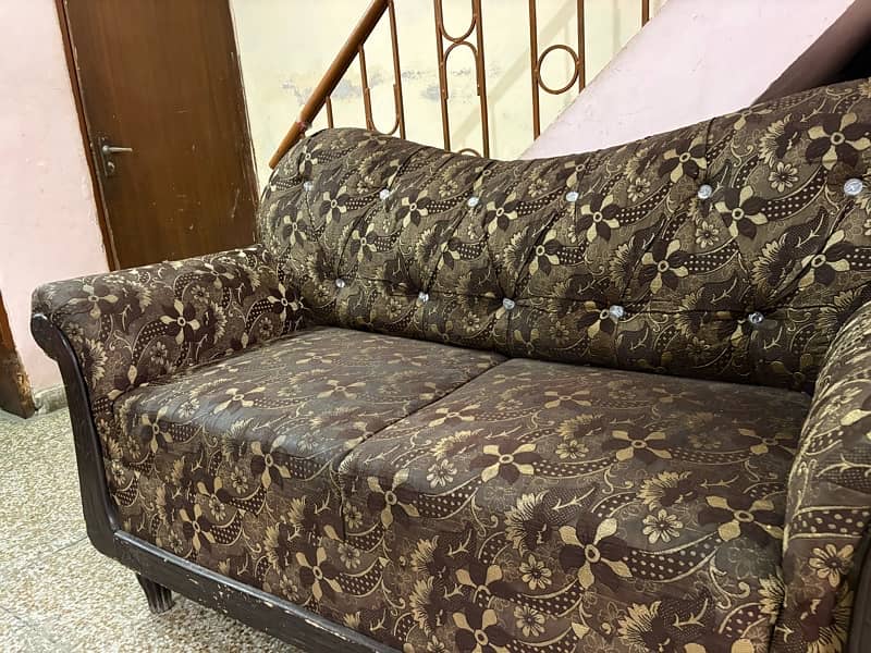 SOFA SET 3,2,1 For Sale in Good Condition 2