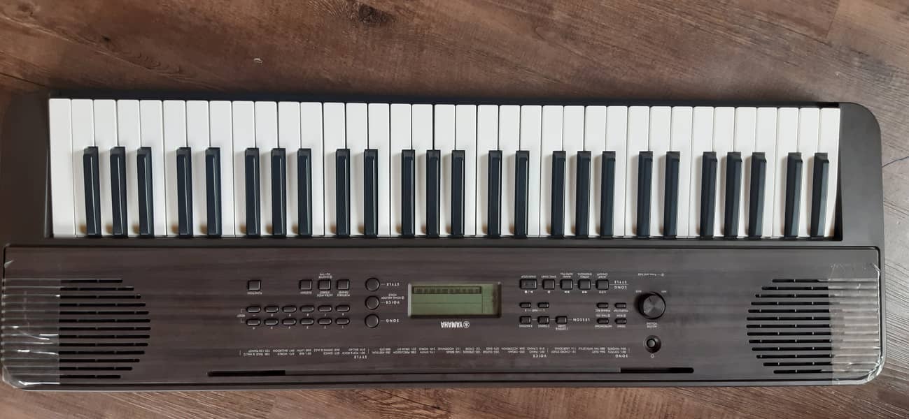 Yamaha Keyboard PSR-E360DW for sale 0