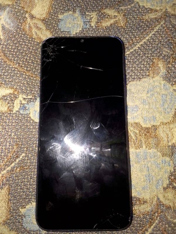 Tecno spark 6 Go 4/64 touch braked bake all ok 1