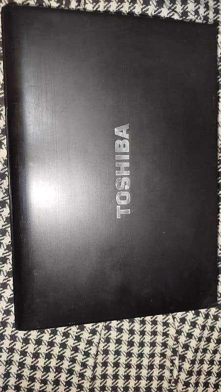 toshiba r630 i5 2 hour battery 4