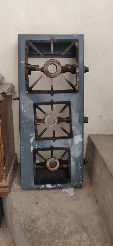 erjant sale 3barner old stove jasey cahy rabta kar ly 03064295133 0