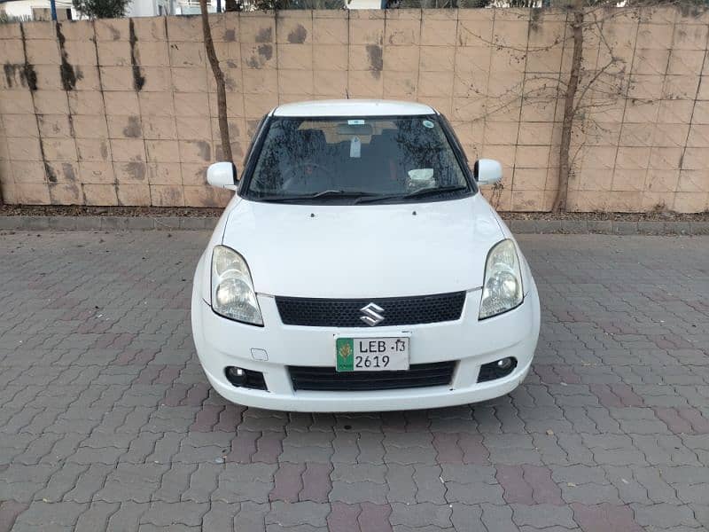 Suzuki Swift DLX 1.3 (2012) 0