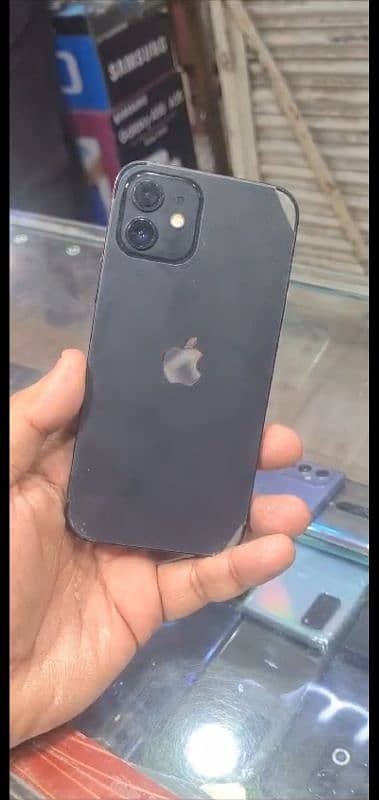 iPhone 12 factory unlock 64 GB box wala. condition 9.5/10 0