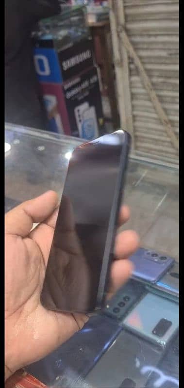 iPhone 12 factory unlock 64 GB box wala. condition 9.5/10 1