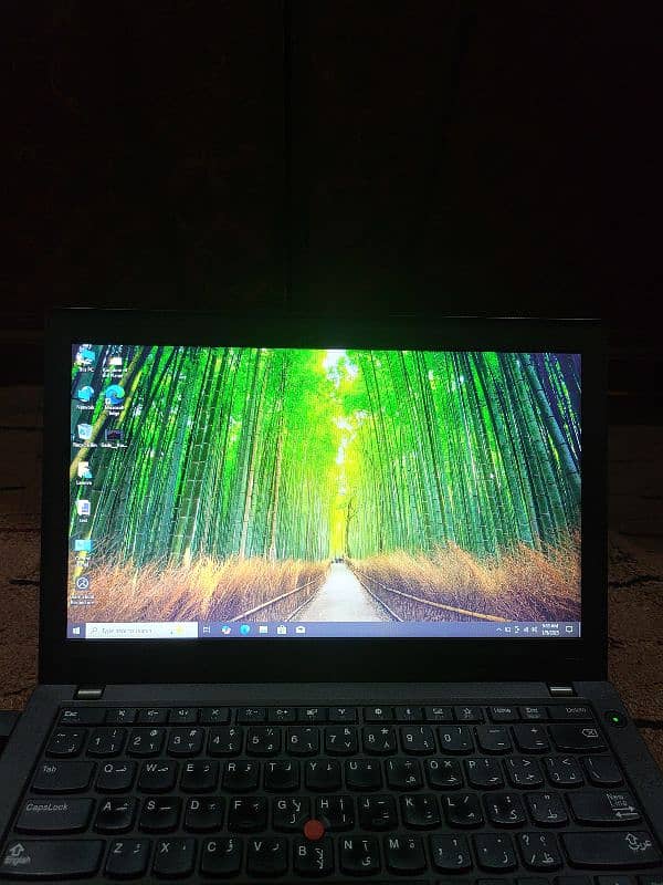 Lenovo i7 7th x270 slim laptop 8/256 with dual battery!!! 3