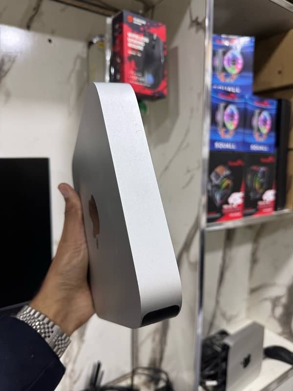 Apple MacMini Late 2014 i5 256GB NVME And 500GB HDD 2