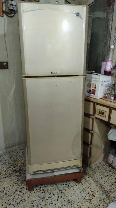 Pel Refrigerator 0