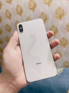 iPhone xs max WhatsApp 03095571834