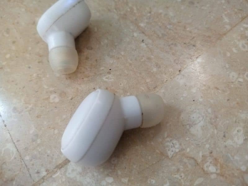 TWS airpods 9