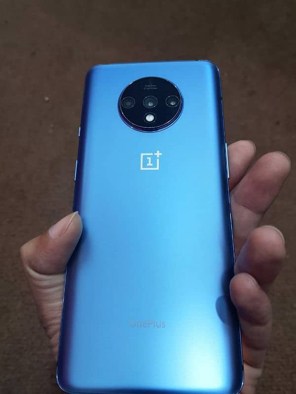 OnePlus 7T 1