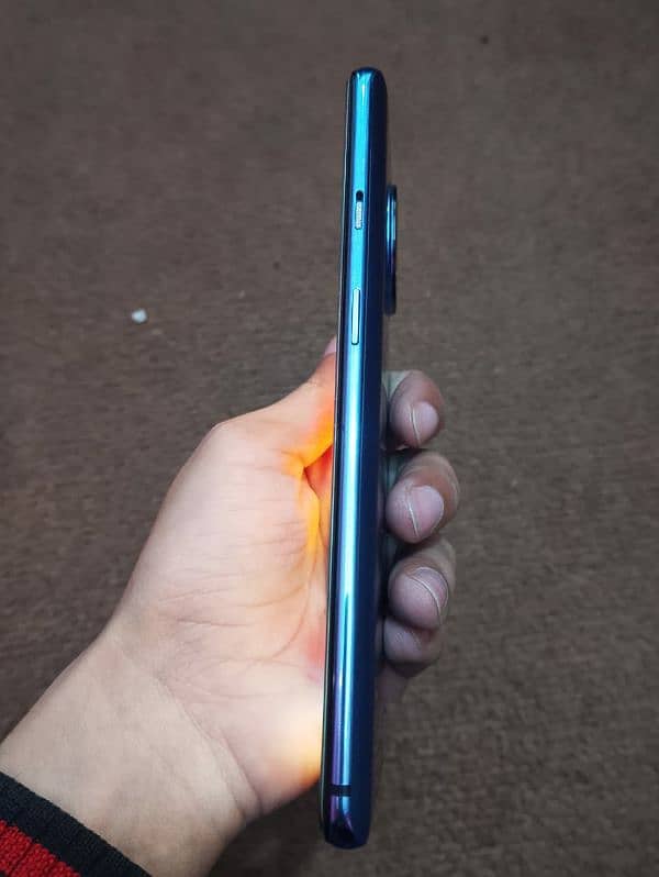 OnePlus 7T 2