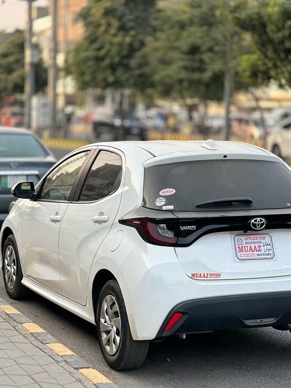 Toyota Yaris Hatchback 2021 5