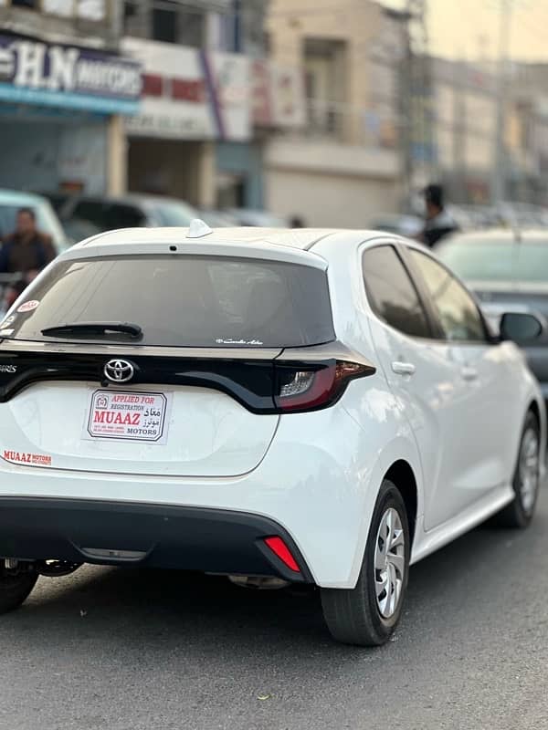 Toyota Yaris Hatchback 2021 6