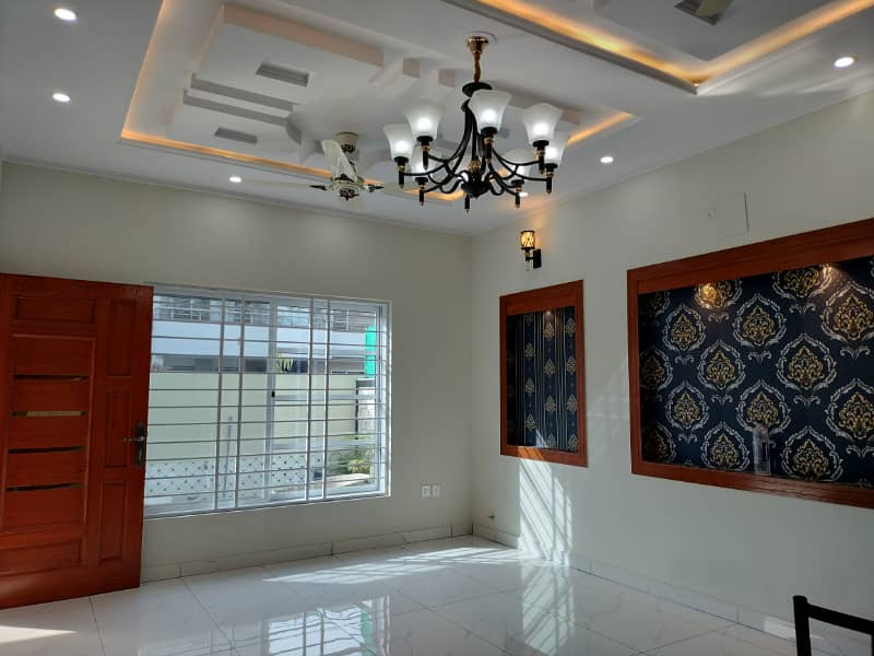 Brand New Street Corner Luxury 35 X 70 House For Sale In G-13 Islamabad 6