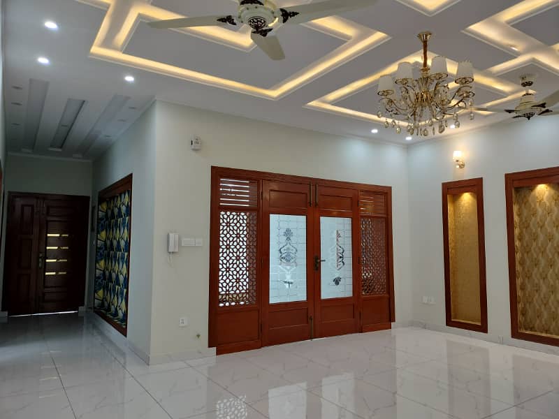 Brand New Street Corner Luxury 35 X 70 House For Sale In G-13 Islamabad 8