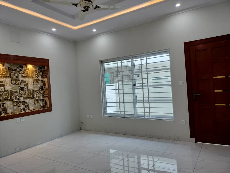 Brand New Street Corner Luxury 35 X 70 House For Sale In G-13 Islamabad 20