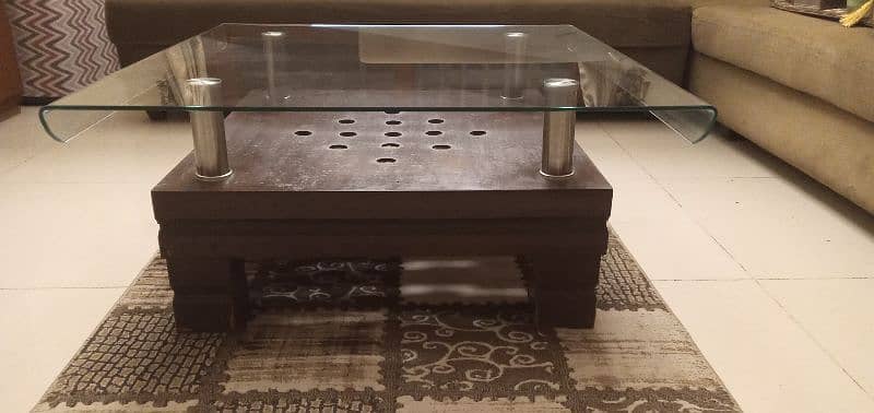 3 × 3 feet square center table. 9/10 condition. 1