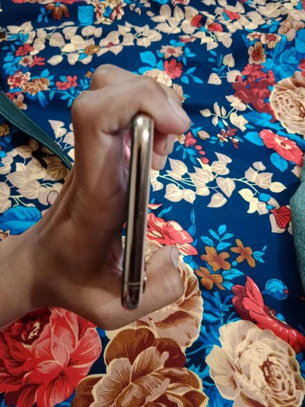 IPHONE XS MAX 256 GB PTA APPROVE 2