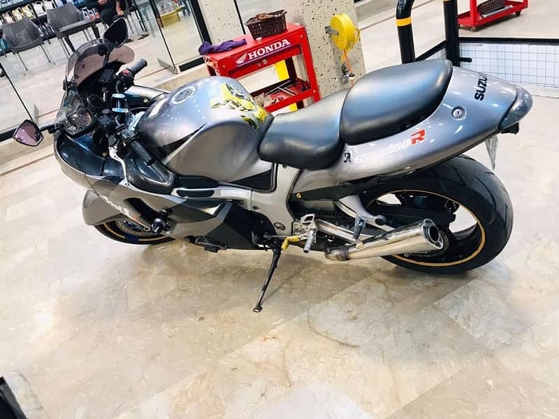 Suzuki Hayabusa paid 1