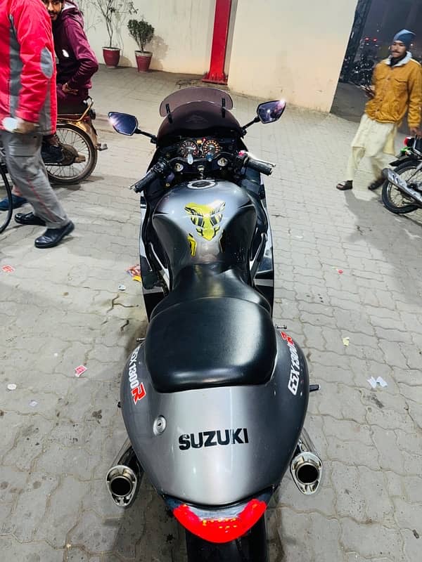 Suzuki Hayabusa paid 7