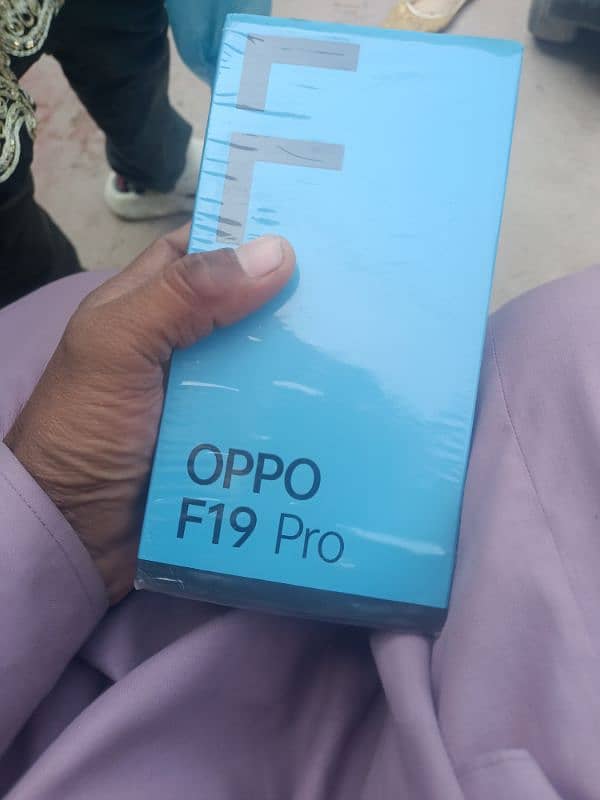 OPPO F 19 PRO 8/128. URGNT SELL BOX AND SET CONDITION. 8.0 1