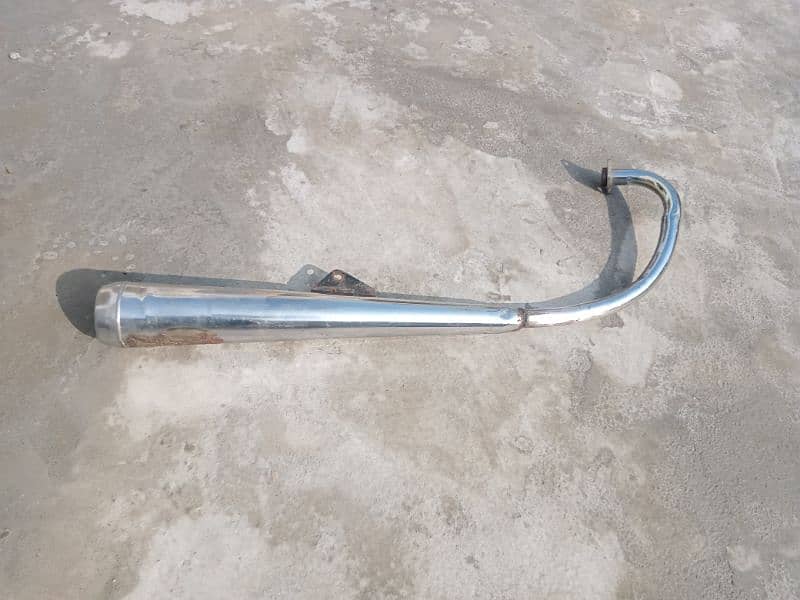 Suzuki GS 150 Exhaust with Honda 125 Cilancer 3